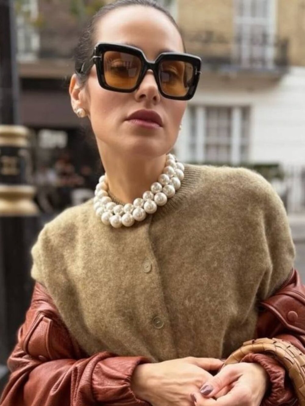 Tom Ford FT1157 01E Esme Sunglasses Shiny Black Square Frame